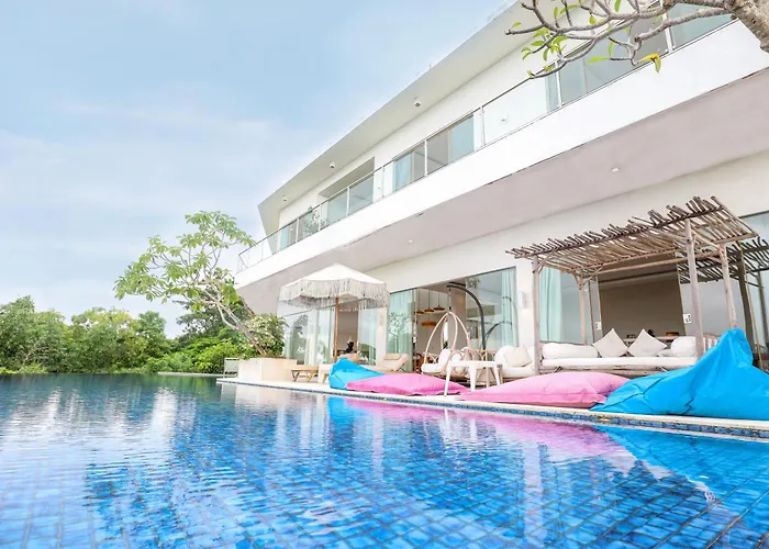 Royal Aventus Villa *